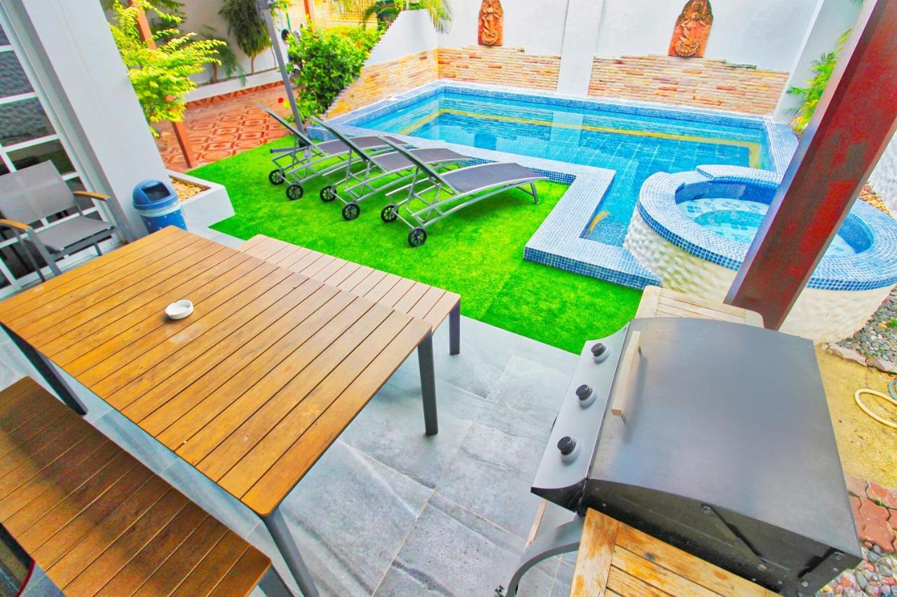 Grande Adam Private Pool Villa Pattaya Exterior photo